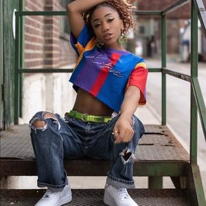 90’s crop top.